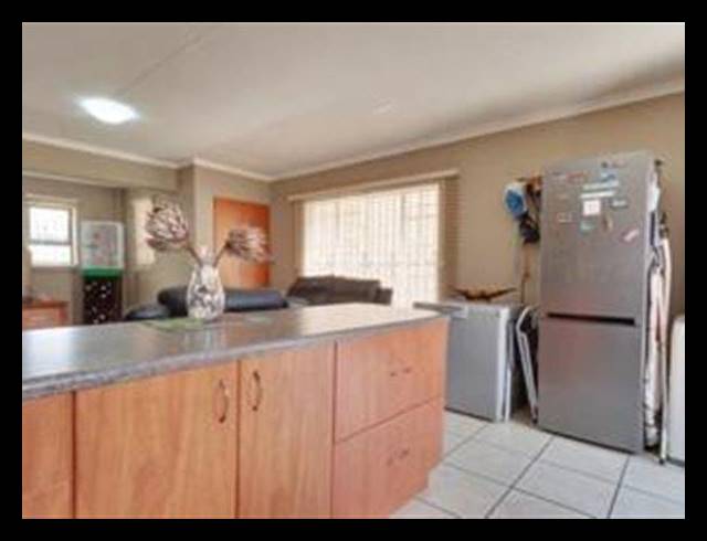 3 BEDROOM CLUSTER FOR SALE IN UNION